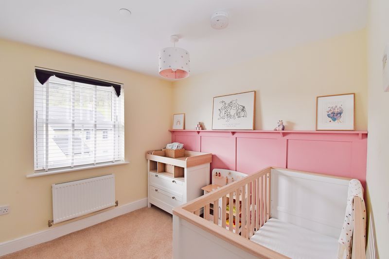 Bedroom- click for photo gallery
